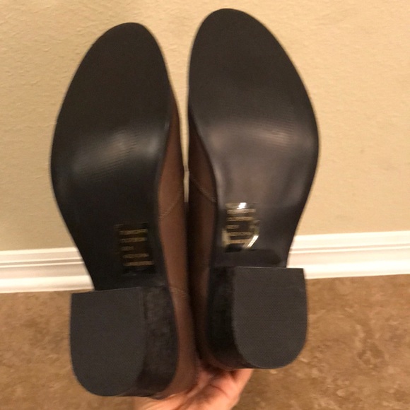 BOOTS - Picture 5 of 5